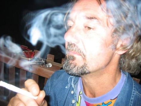 poeycigaretta.jpg