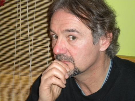 poeykonyoklos1.jpg